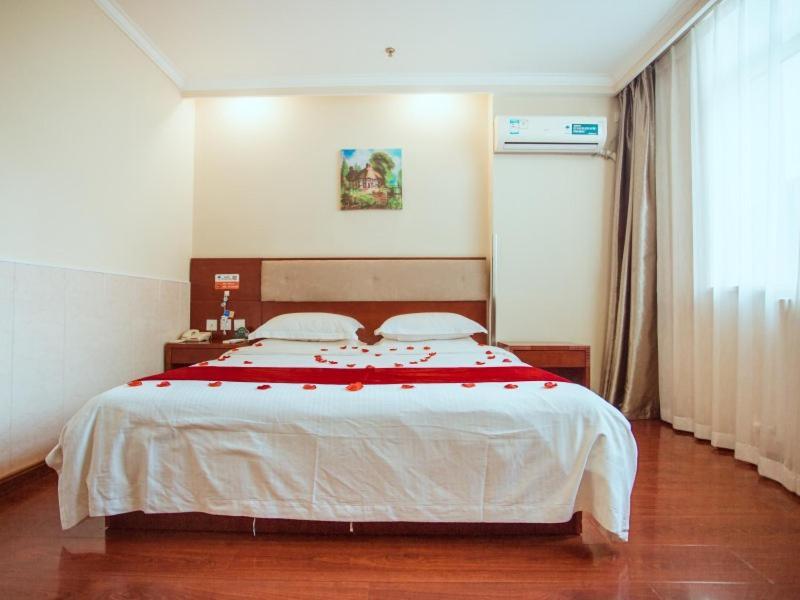 Greentree Inn Hebei Zhangjiakou Zhangbei Caoyuantian Rd Zhangku Avenue Express Hotel Exterior foto